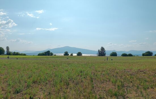 1-Acre Residential Lot in Gated Community with Private Lake Access – Chiloquin, OR